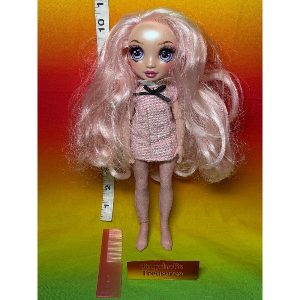 Rainbow High Bella Parker Fashion Doll
